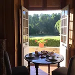 Chateau De La Cour Hotel *