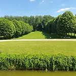Chateau De La Cour Senlisse