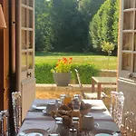 Chateau De La Cour Hotel