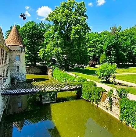 Hotel Chateau De La Cour *